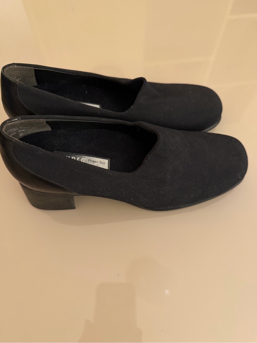 Munro Black Slip-On Relaxed Fit